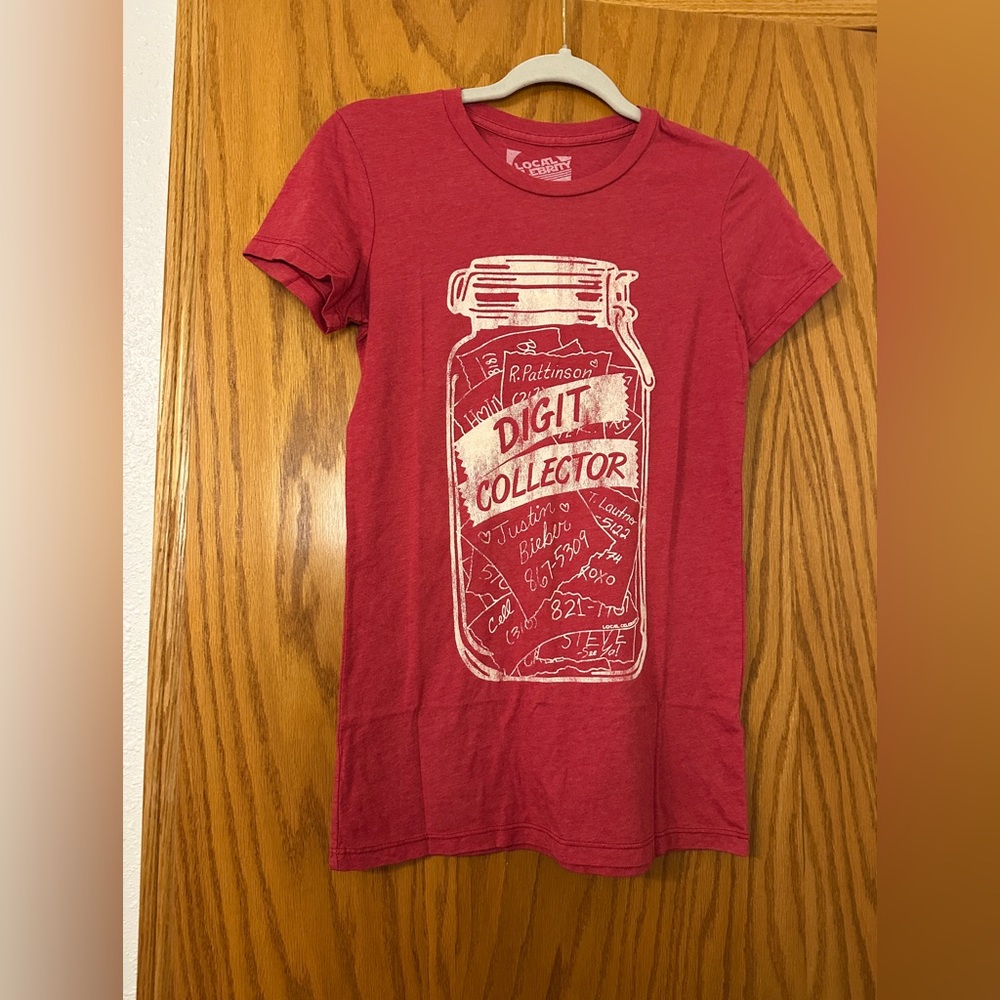 Local Celebrity Red Graphic Tee with Jar Design - NWOT - Size M (Junior Sizing)